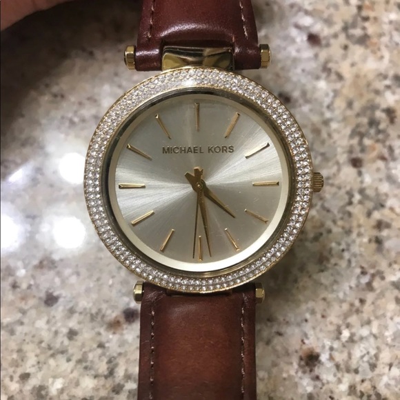 😍❤️PRICE DROP😳🙌🏻Michael Kors Leather Watch